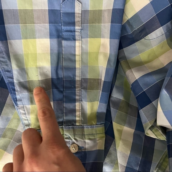 Croft & Barrow Plaid Button Down Dress Shirt Size M - Picture 3 of 5